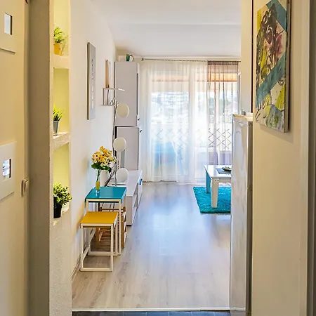 Apartment Stephanie Blue *
