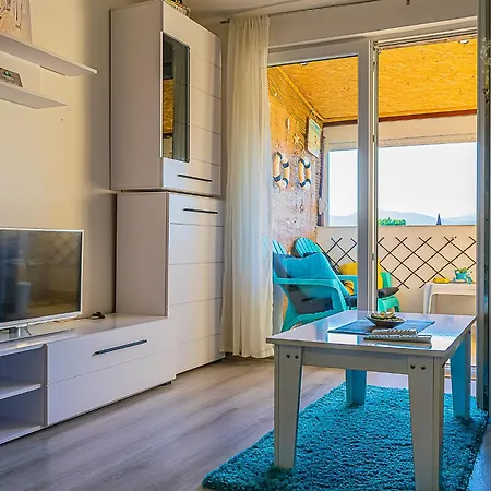 Stephanie Blue Apartment Ohrid